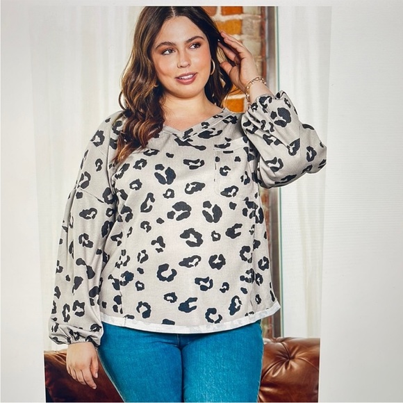 Leopard Animal Print Waffle Knit Long Balloon Sleeve Top Shirt Tan Black Size 2X - Picture 4 of 5